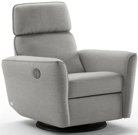Welted Power & Battery Recliner in Oliver 173 by Luonto Furniture