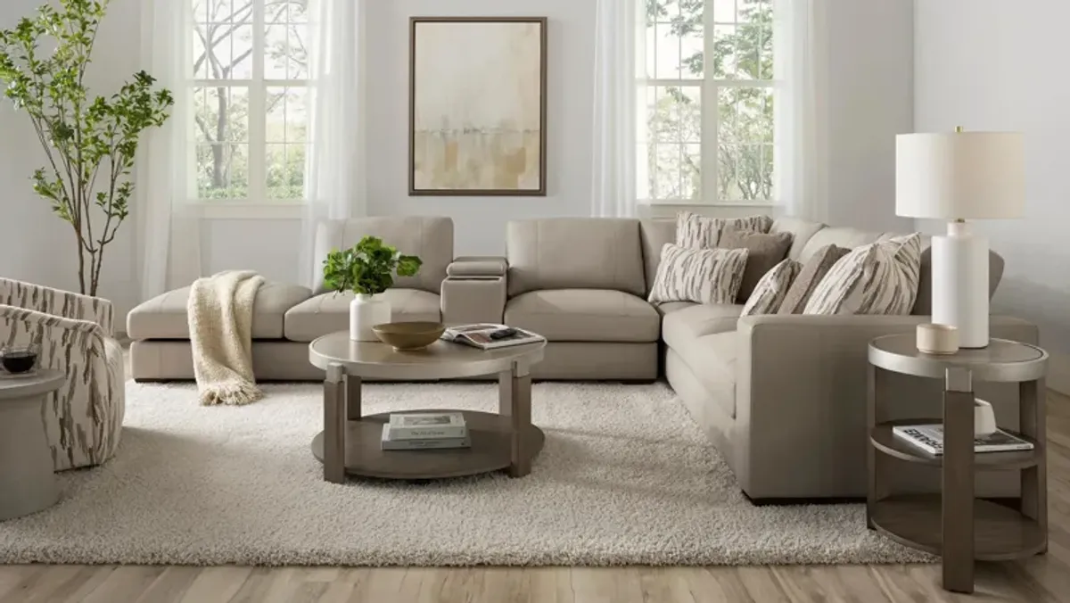 Oaklynn Leather 5-pc. Sectional