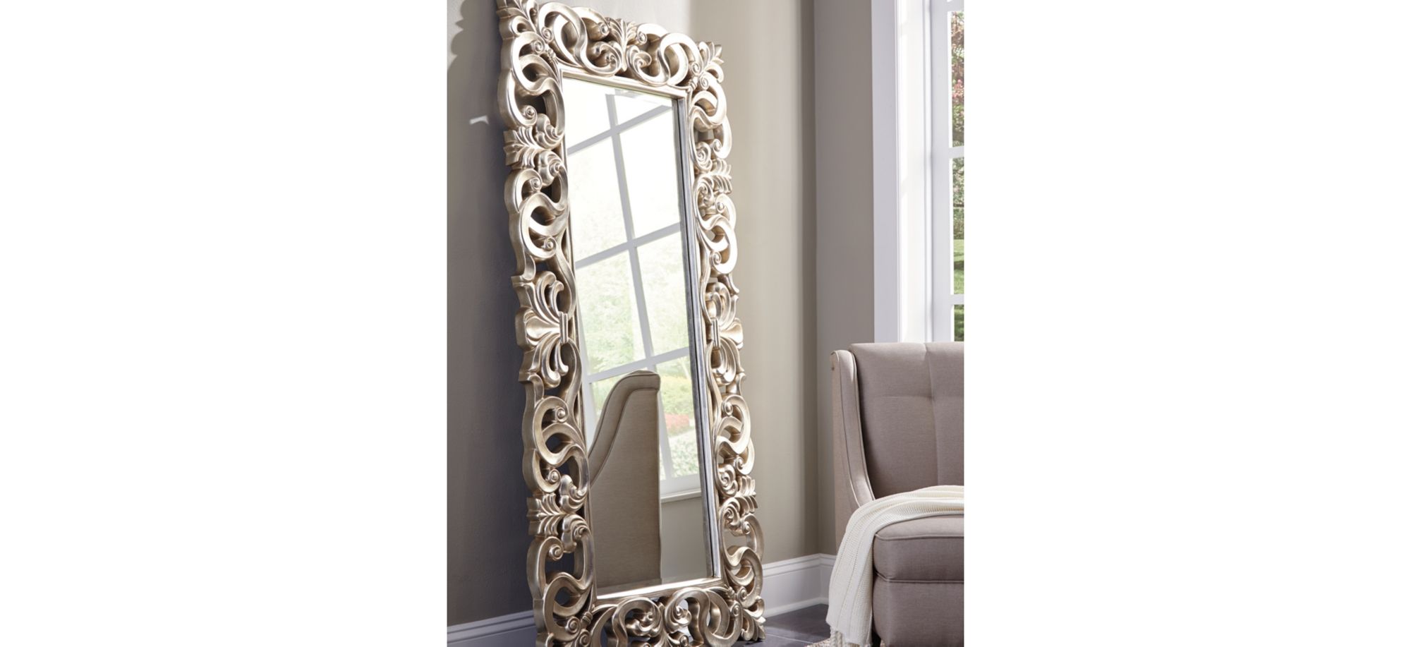 Lucia Floor Mirror