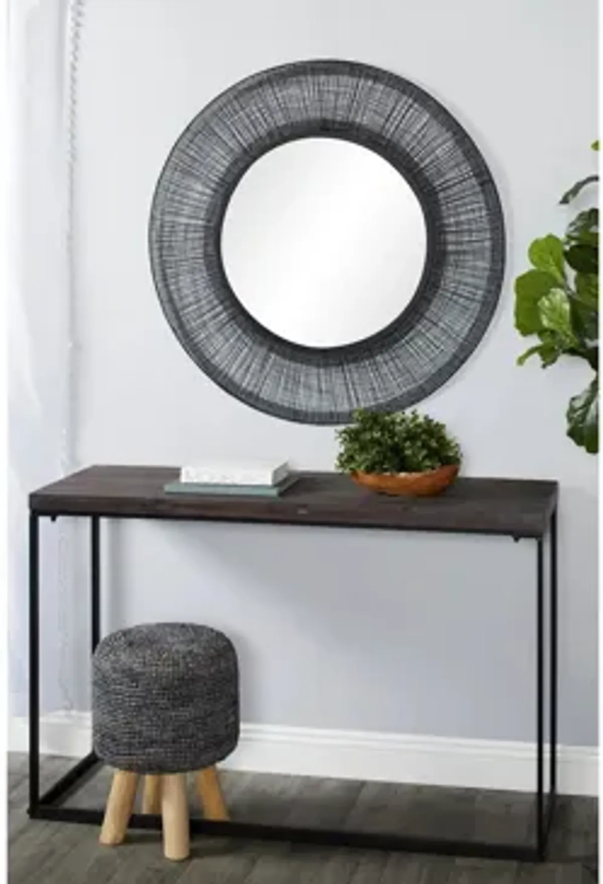 Ivy Collection Black Metal Wall Mirror