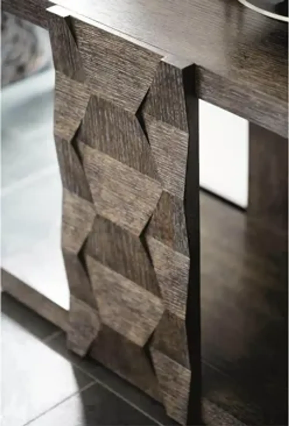 Linea Side Table