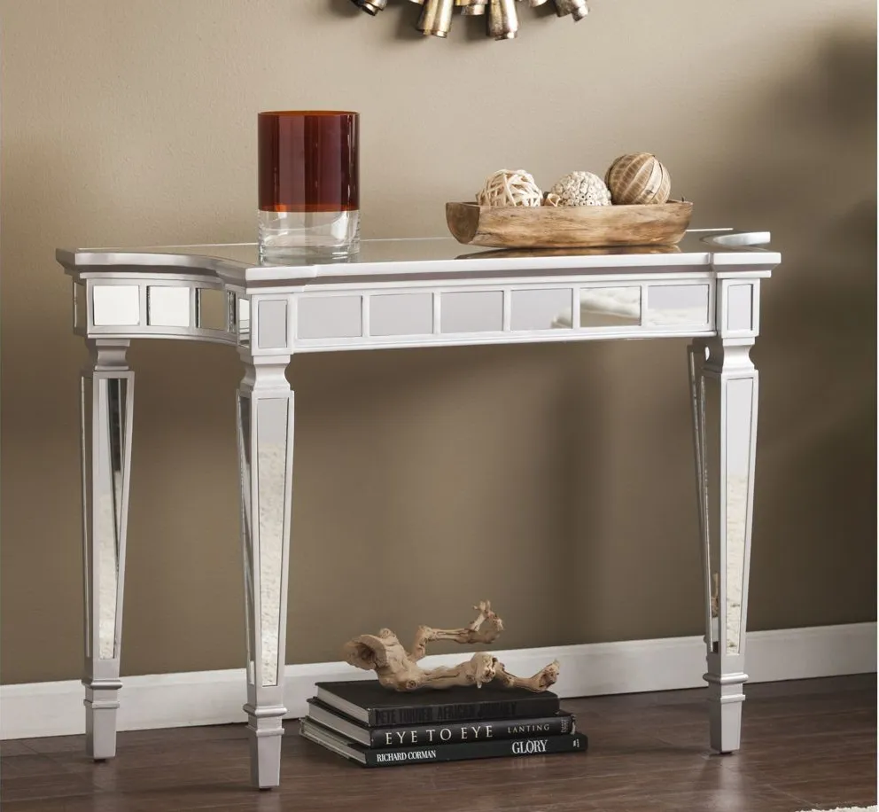 Fareham Mirrored Console Table in Silver by SEI Furniture