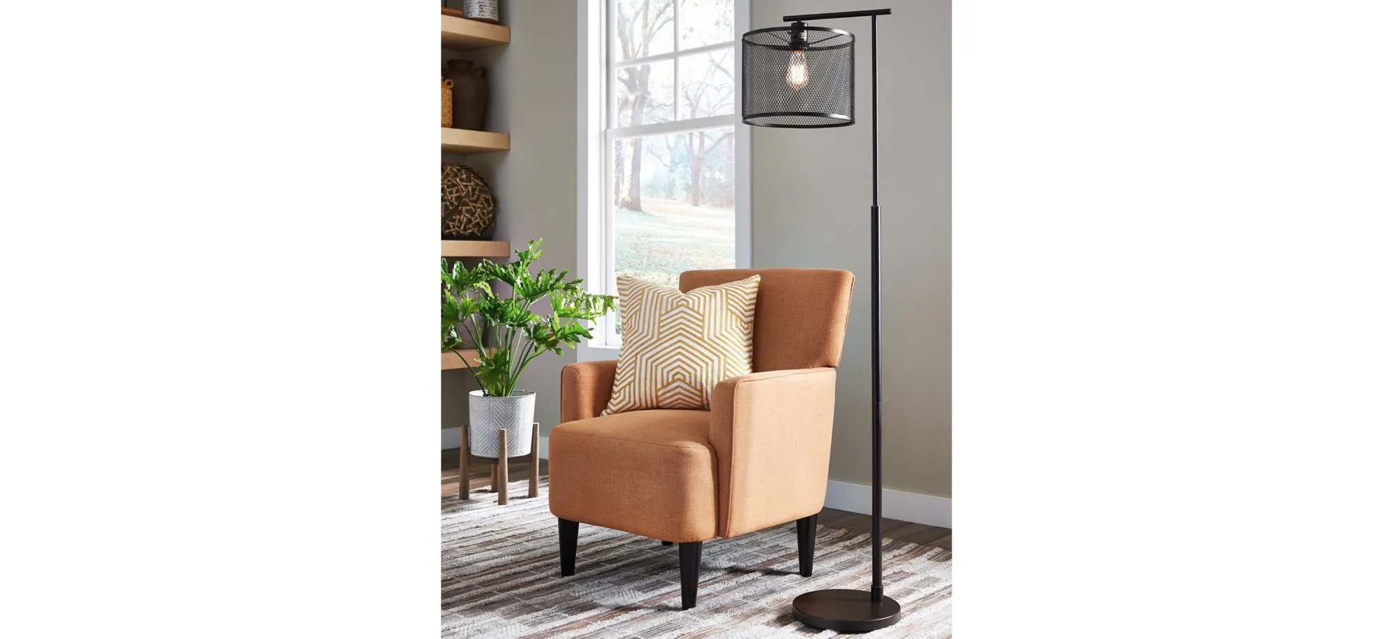 Nolden Metal Floor Lamp in Black by Ashley Express