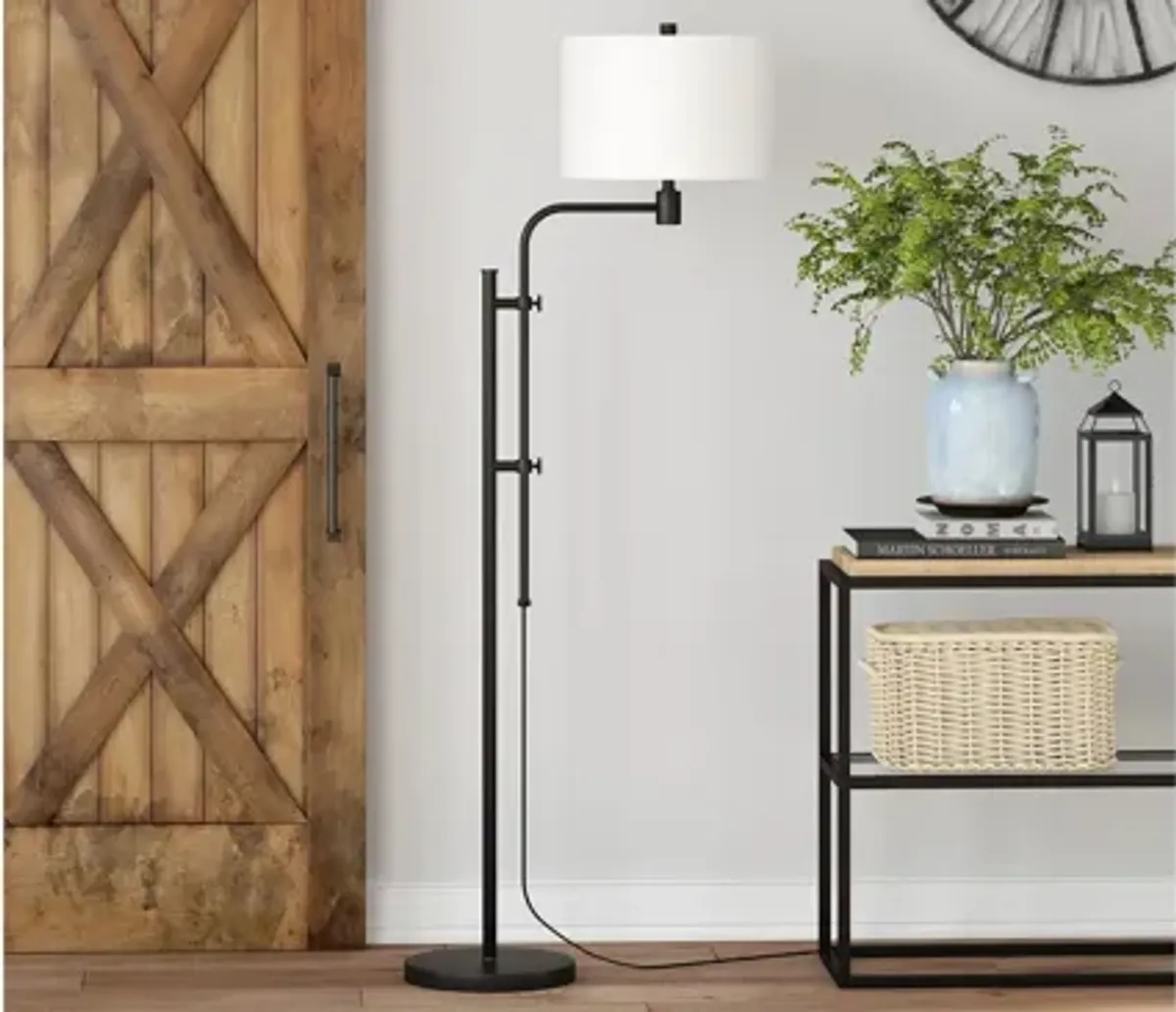 Amon Height-Adjustable Floor Lamp