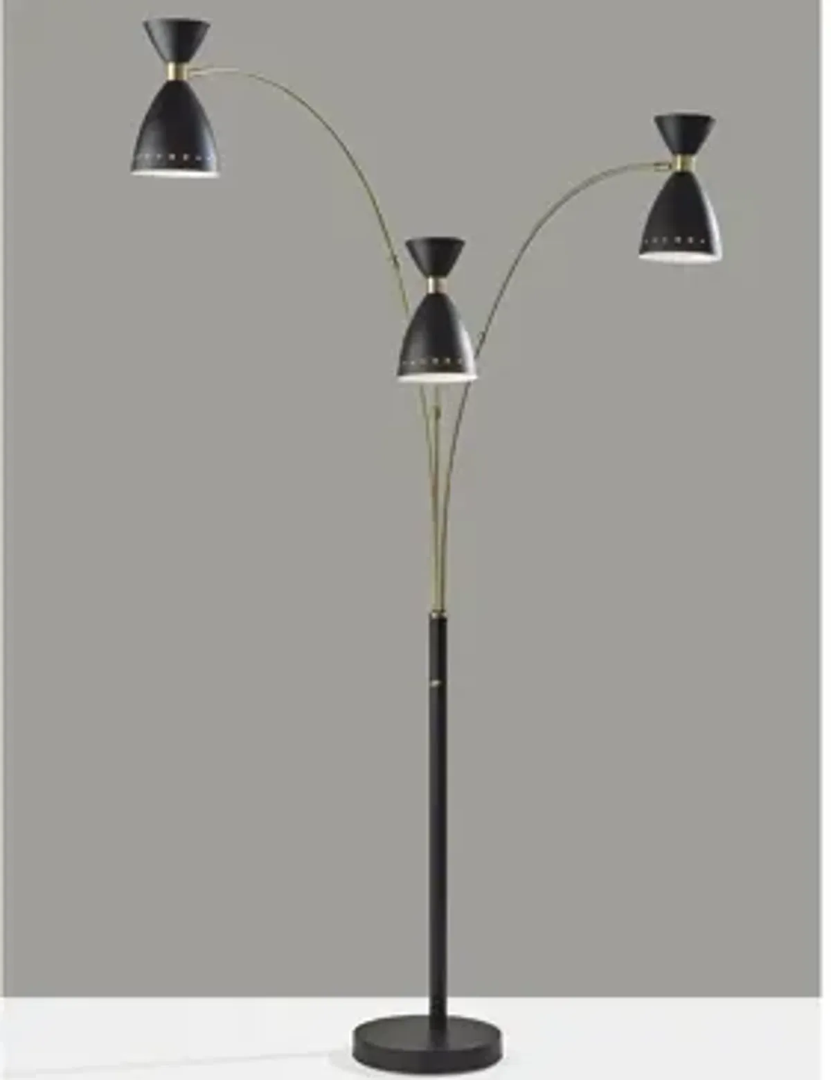 Oscar 3-Arm Arc Lamp