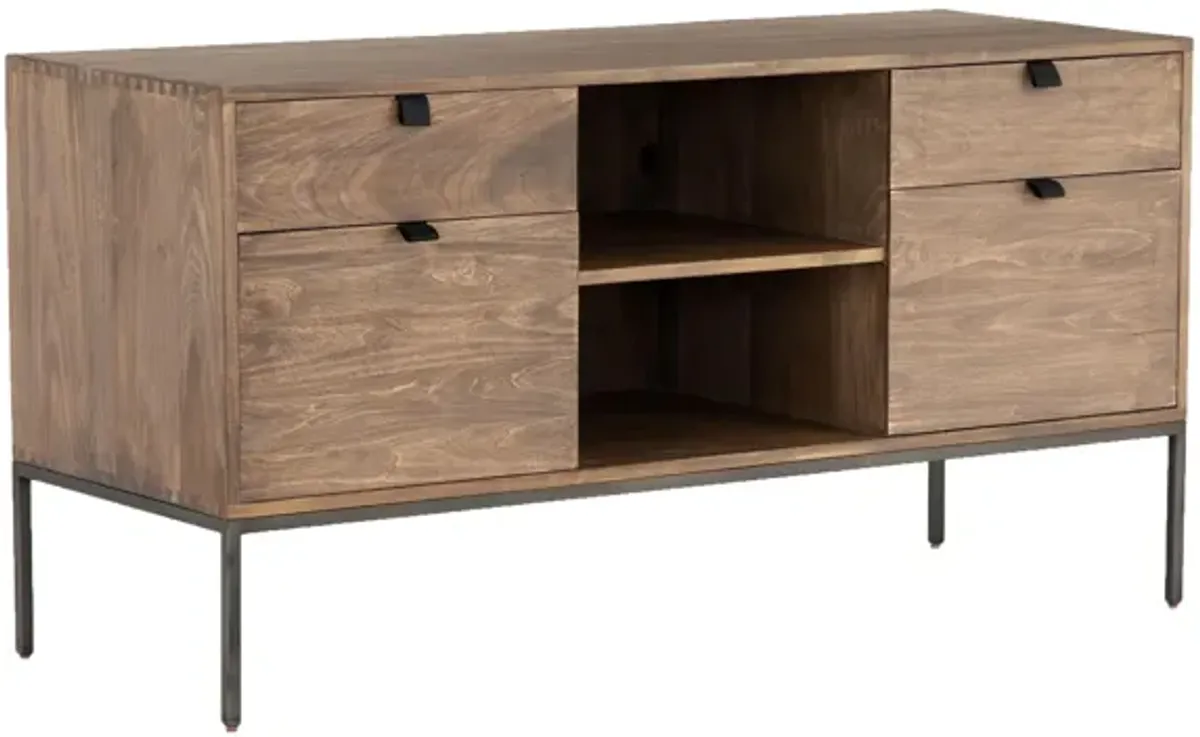 Trey Credenza