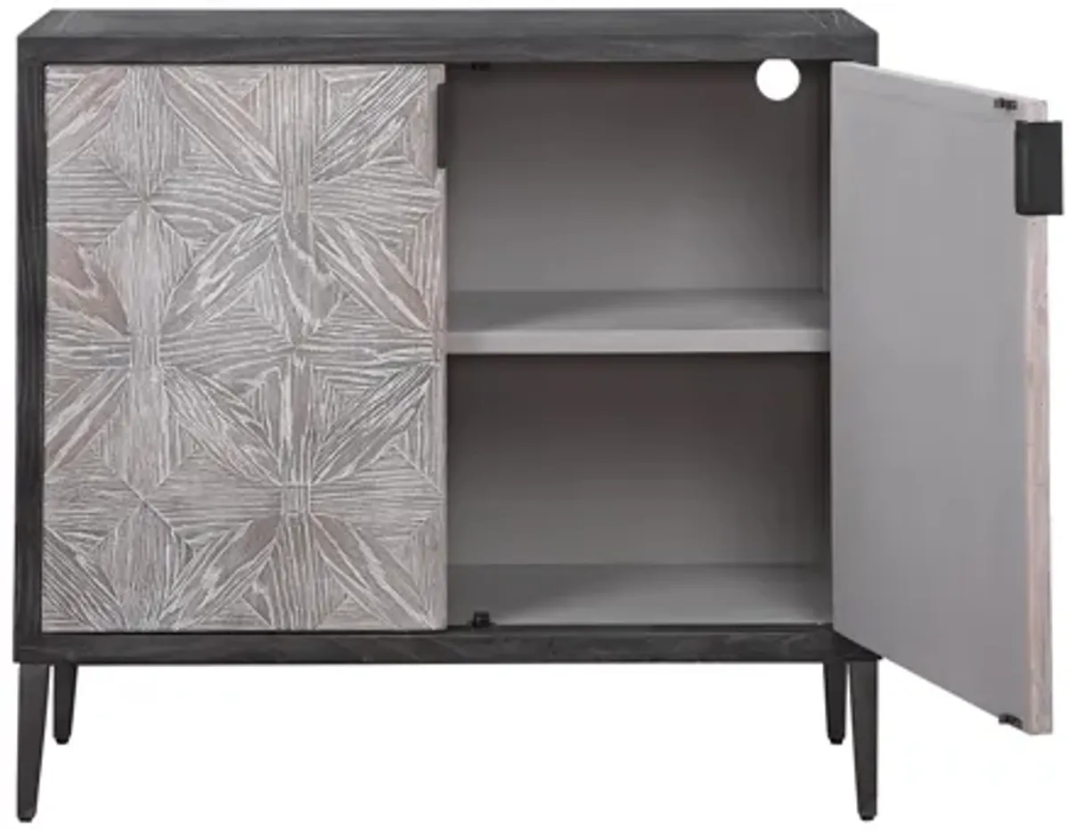 Linneus Accent Cabinet