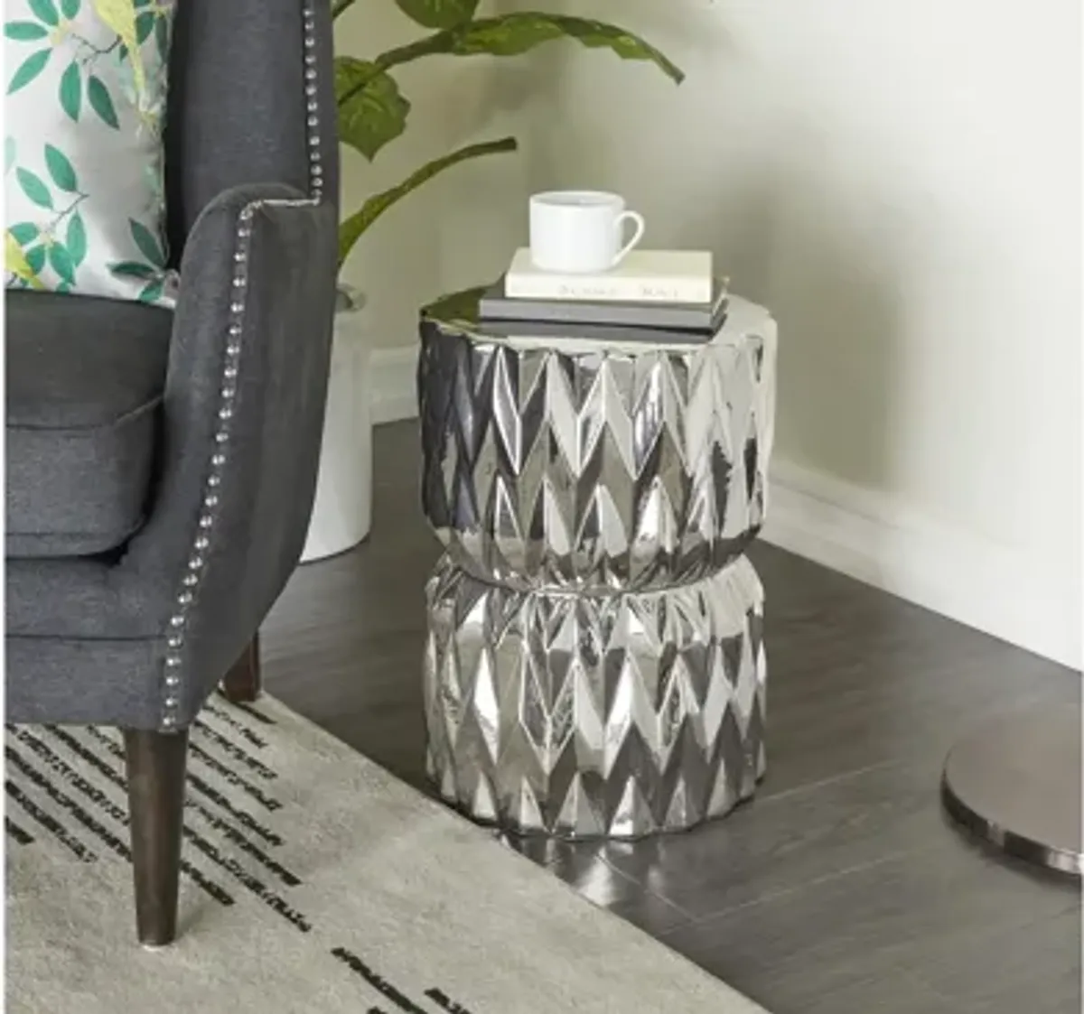 Ivy Collection Geometric Accent Table