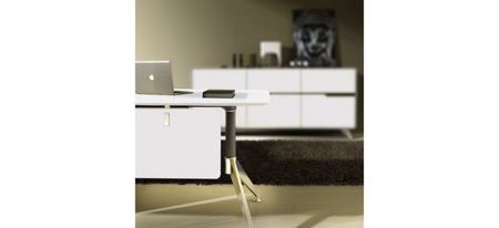 Fernley 400 Credenza in White Lacquer by Unique Furniture
