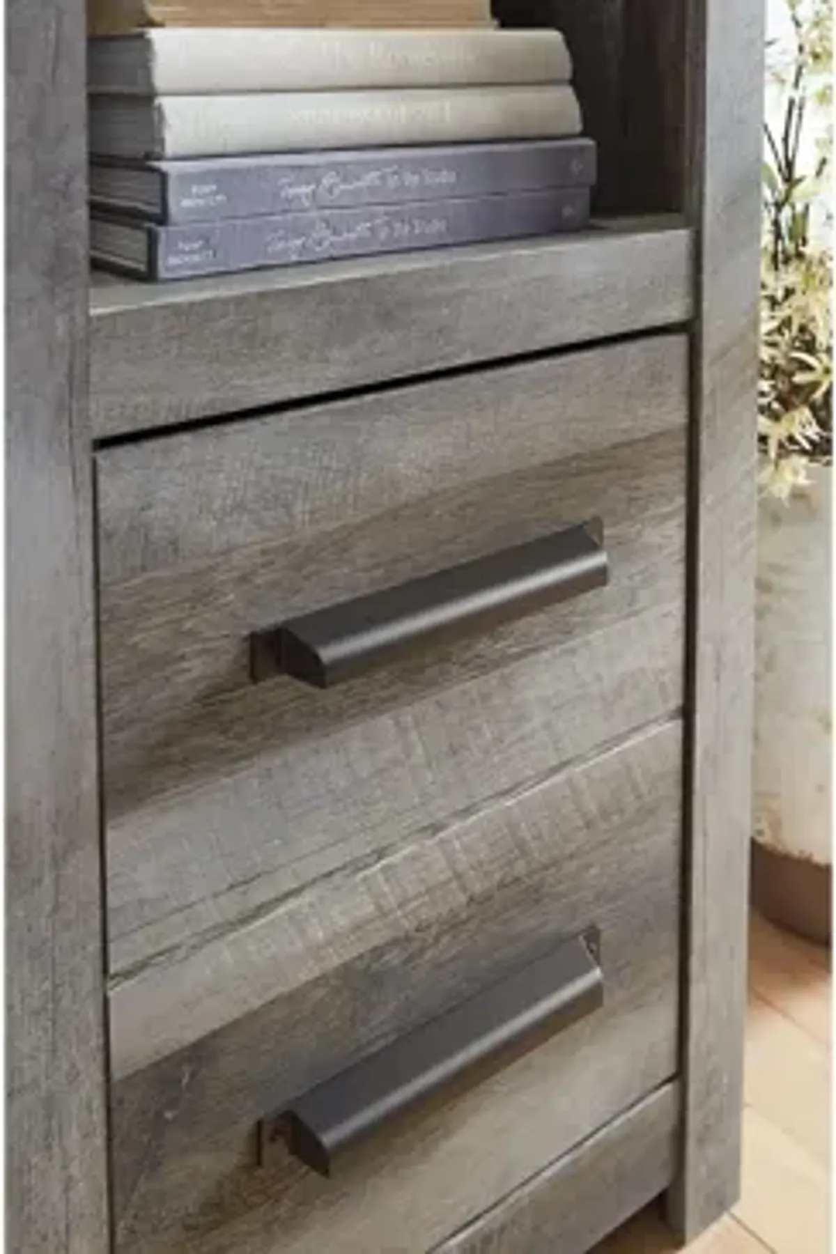 Wynnlow 4-pc. Entertainment Center