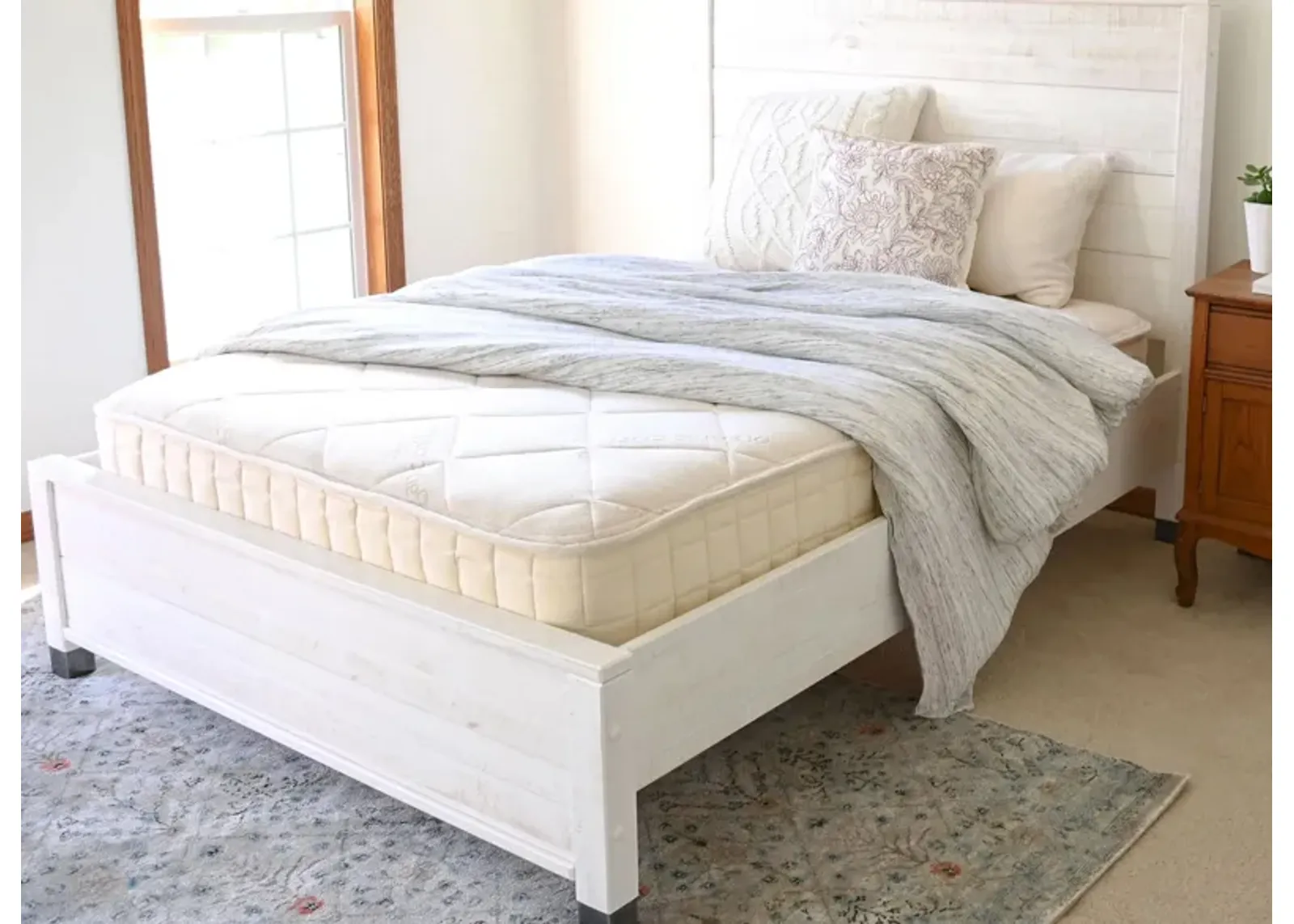 Serenade Plush Mattress in Natural by Naturepedic