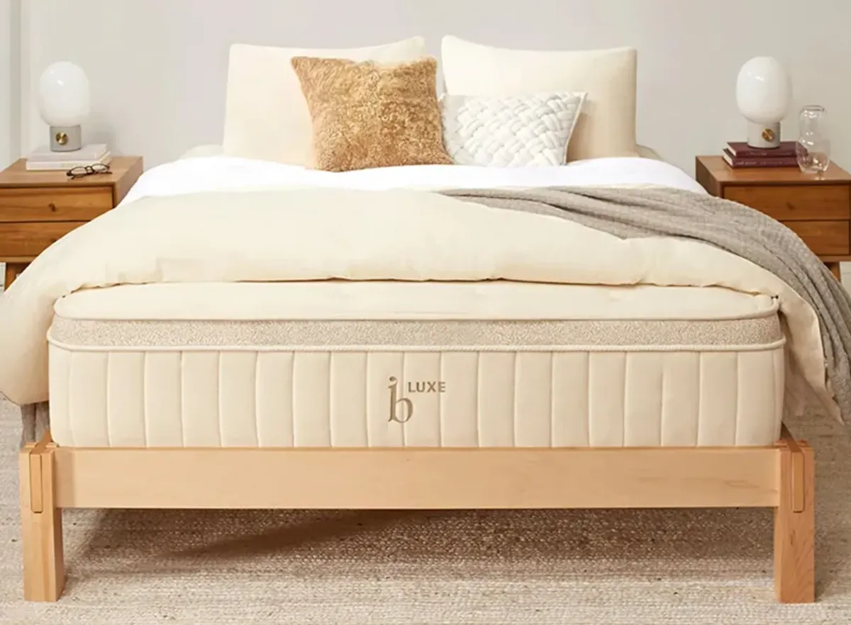 Birch Luxe Natural Mattress in Natural by Helix Sleep