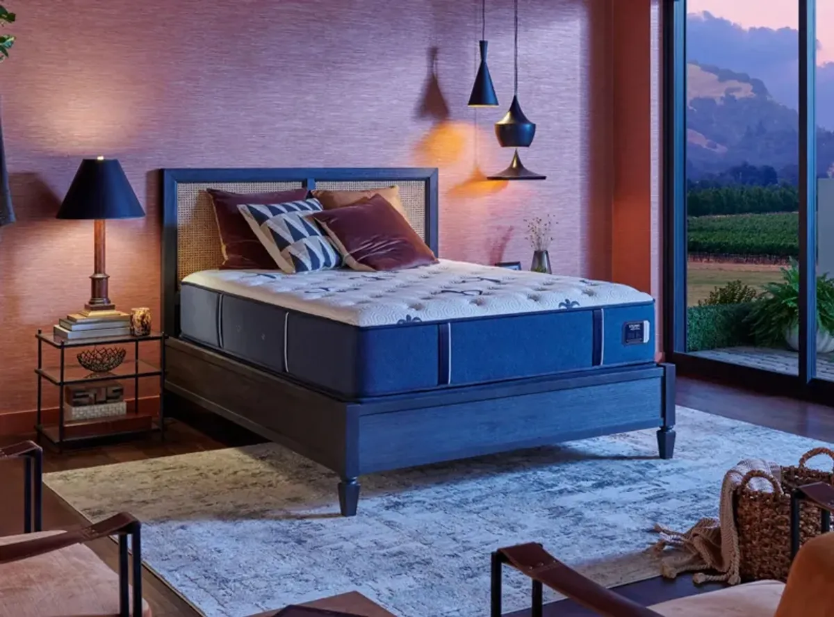 Stearns & Foster Studio Medium Mattress