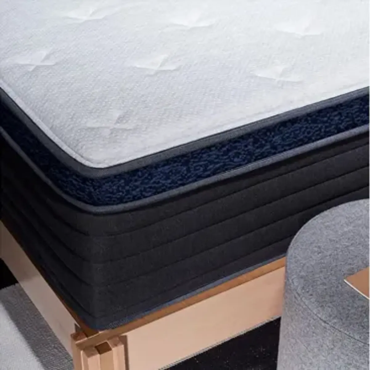 Helix Midnight Luxe Mattress