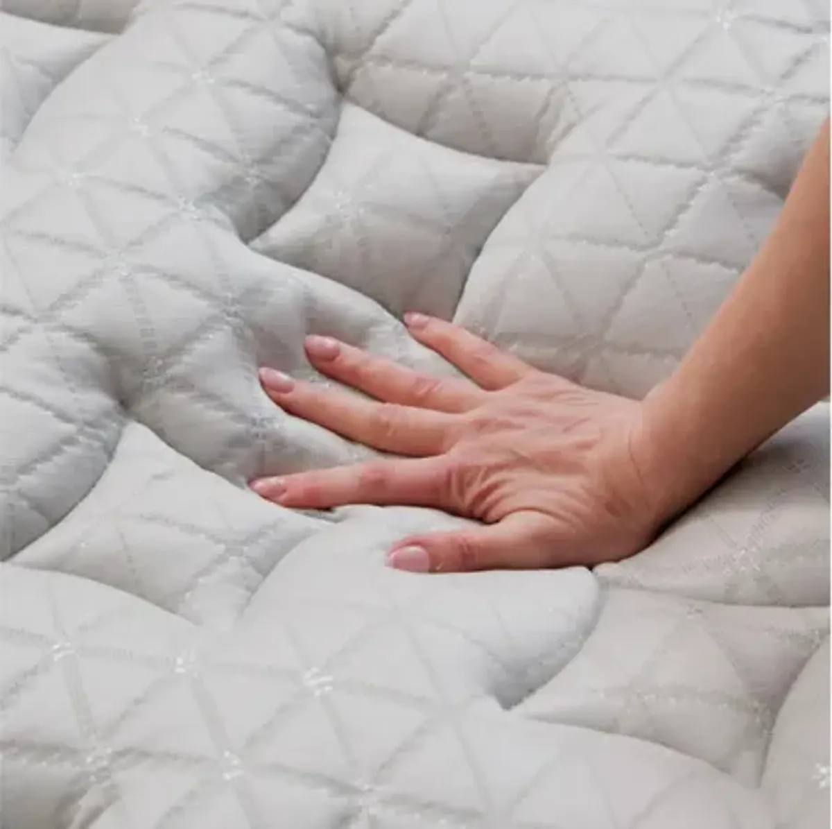 Helix Twilight Luxe Mattress with GlacioTex Cooling Cover