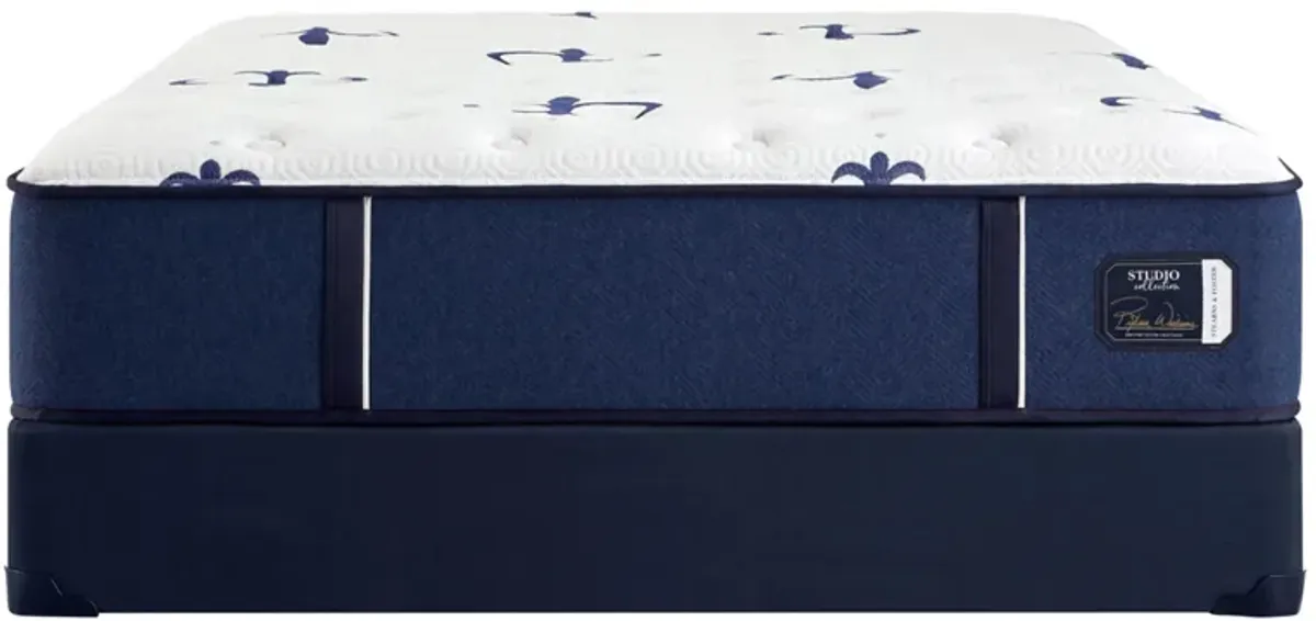 Stearns & Foster Studio Medium Mattress