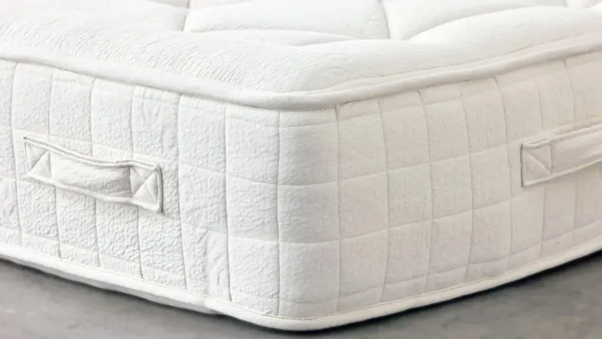 Avocado Luxury Organic Mattress Medium