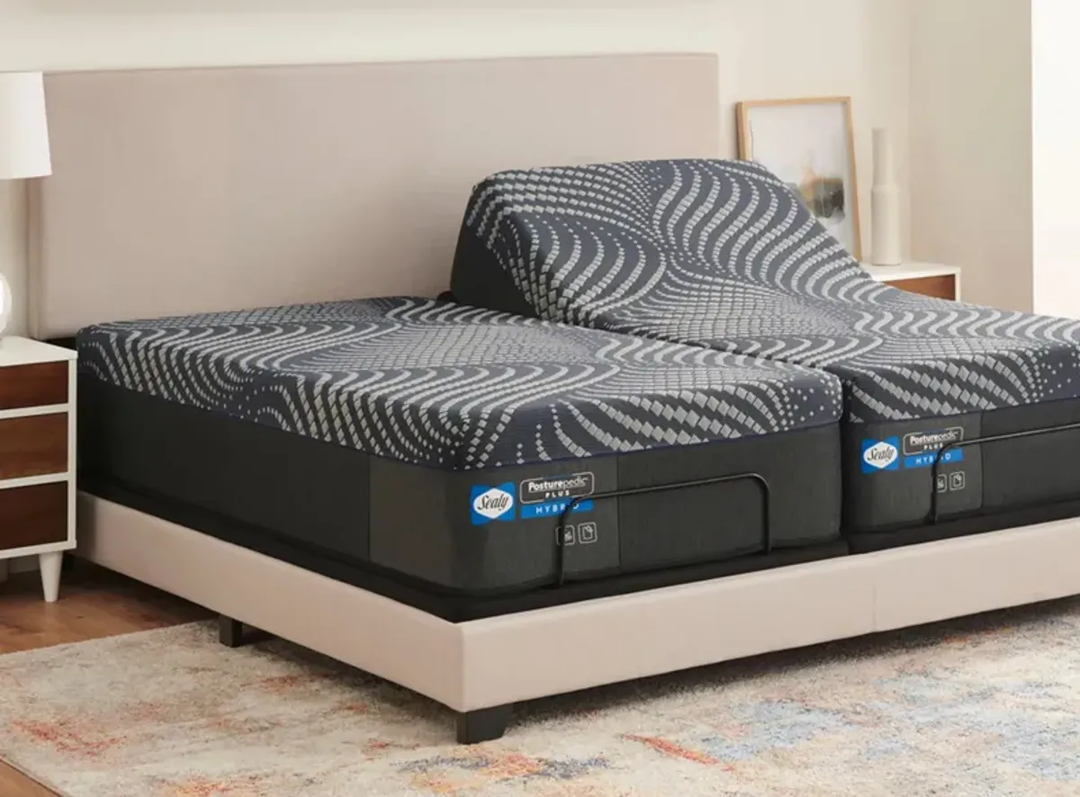 Sealy Posturepedic Plus Hybrid Brenham Soft Split Cal King Mattress