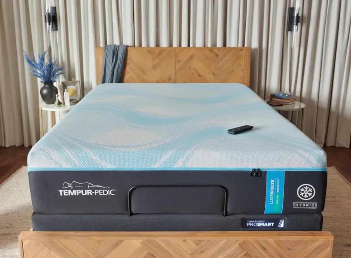Tempur-Pedic Luxebreeze 2.0 Medium Hybrid