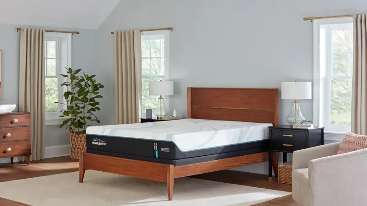 Tempur-Pedic Adapt 2.0 Medium Hybrid Mattress