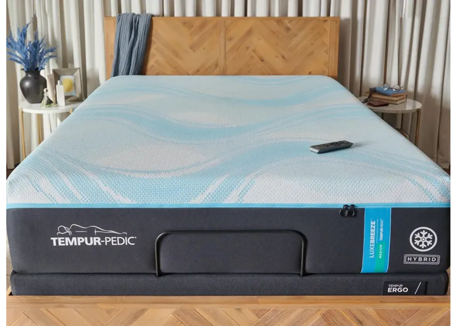 Tempur-Pedic Luxebreeze 2.0 Medium Hybrid