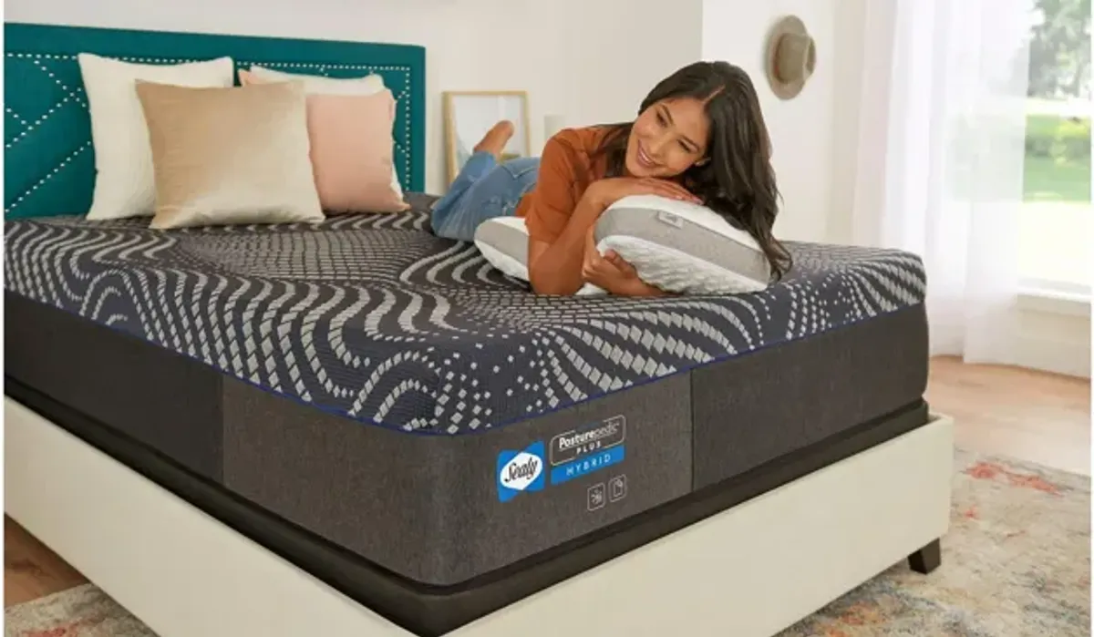 Sealy Posturepedic Plus Hybrid Brenham Soft Mattress