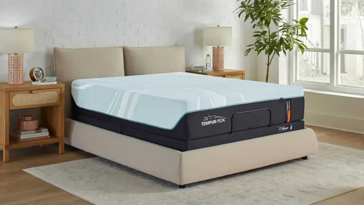 Tempur-Pedic Luxe Adapt 2.0 Firm Mattress