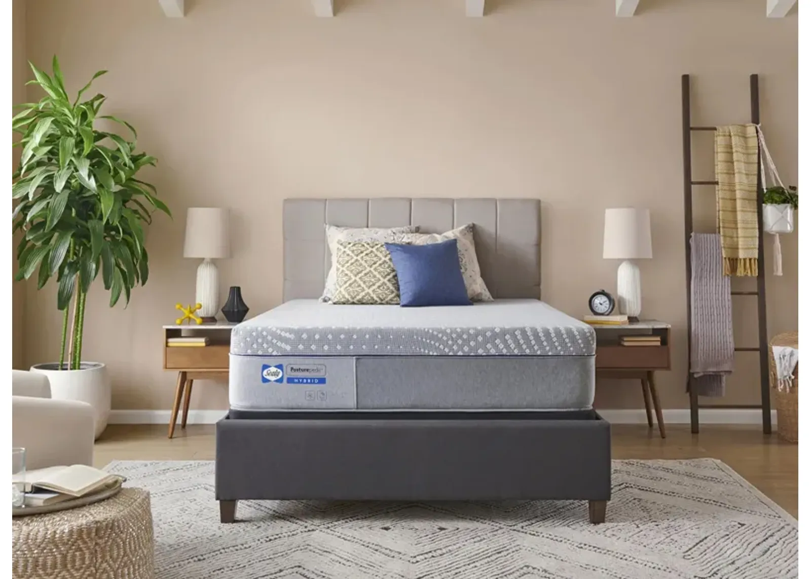 Sealy Posturepedic® Lacey 13" Hybrid Firm Mattress