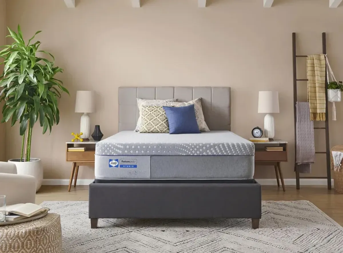 Sealy Posturepedic® Lacey 13" Hybrid Firm Mattress