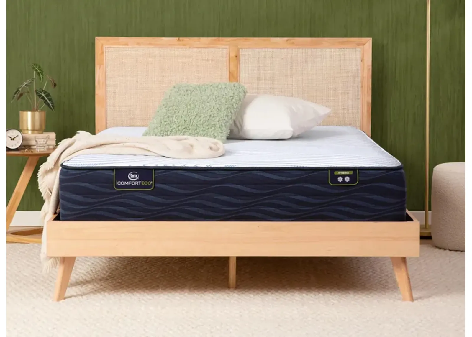 Serta iComfortECO™ S20GL Plush Hybrid Mattress