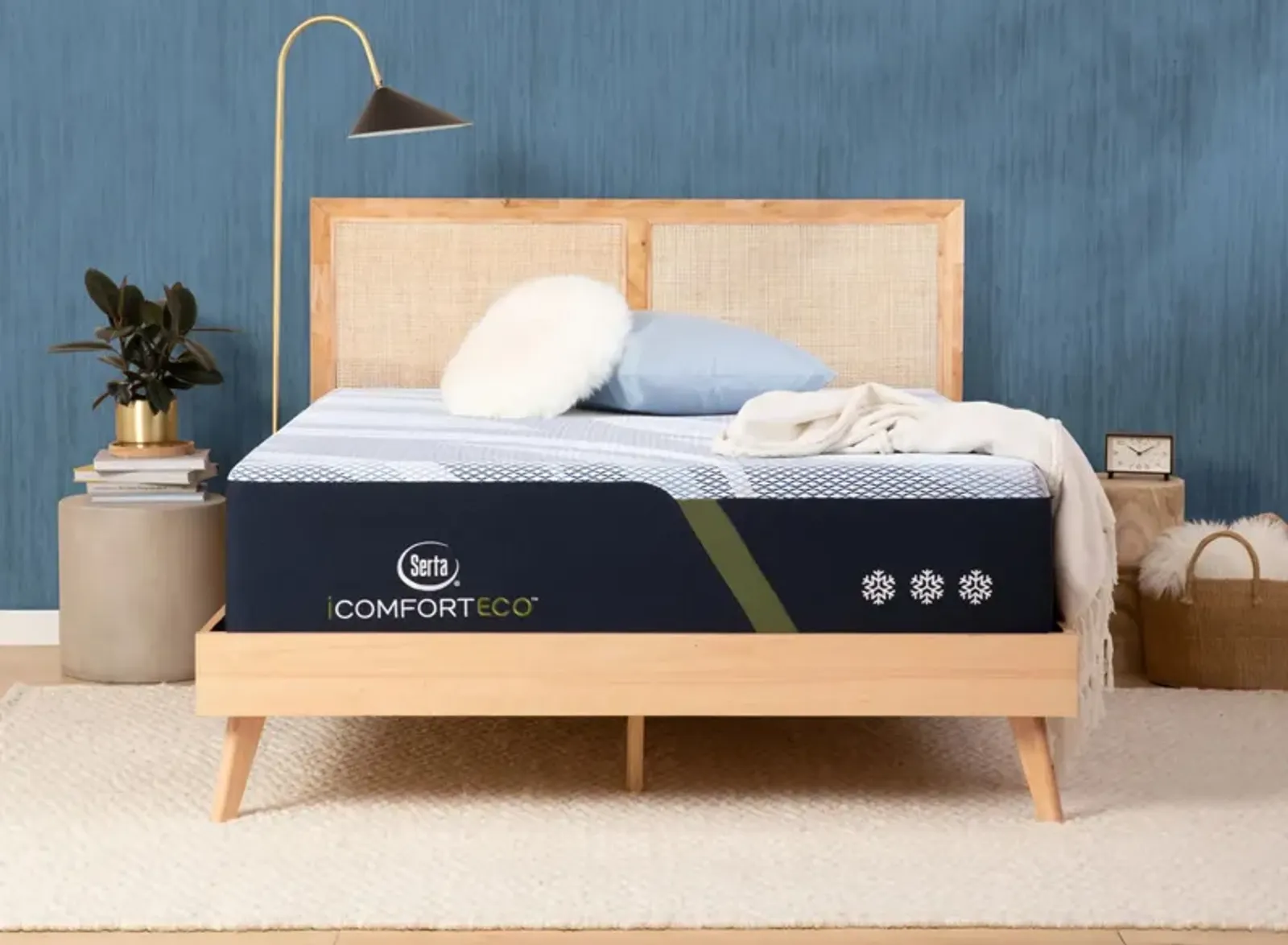 Serta iComfortECO™ F30LTX Split Plush Memory Foam Mattress with Natural Latex