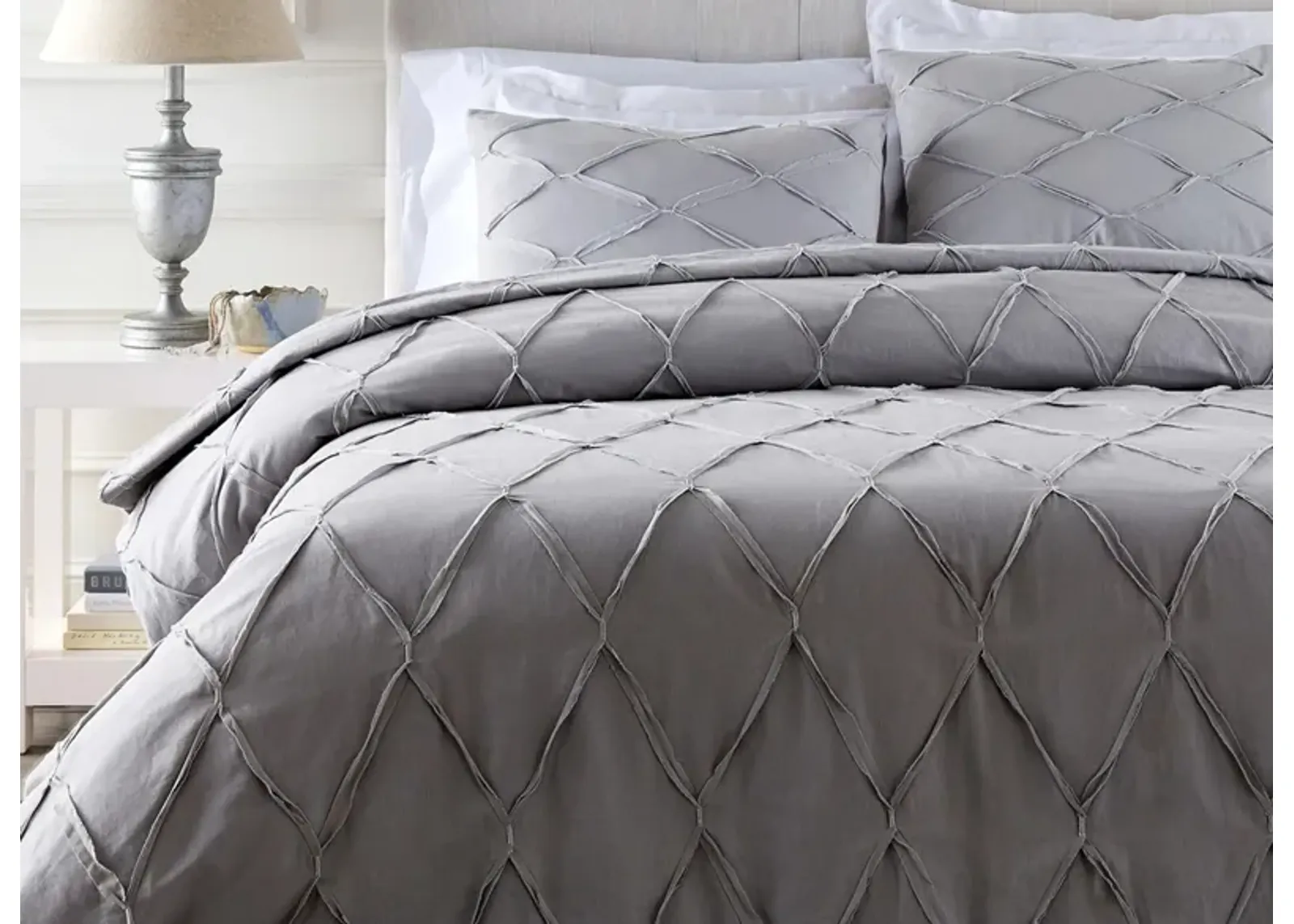 Aiken Full/Queen Duvet Set by Surya