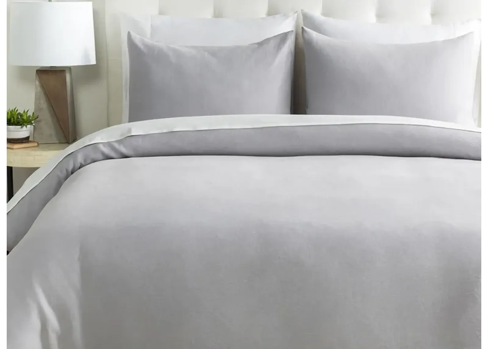 Dawson Full/Queen Duvet Set in Gray by Surya