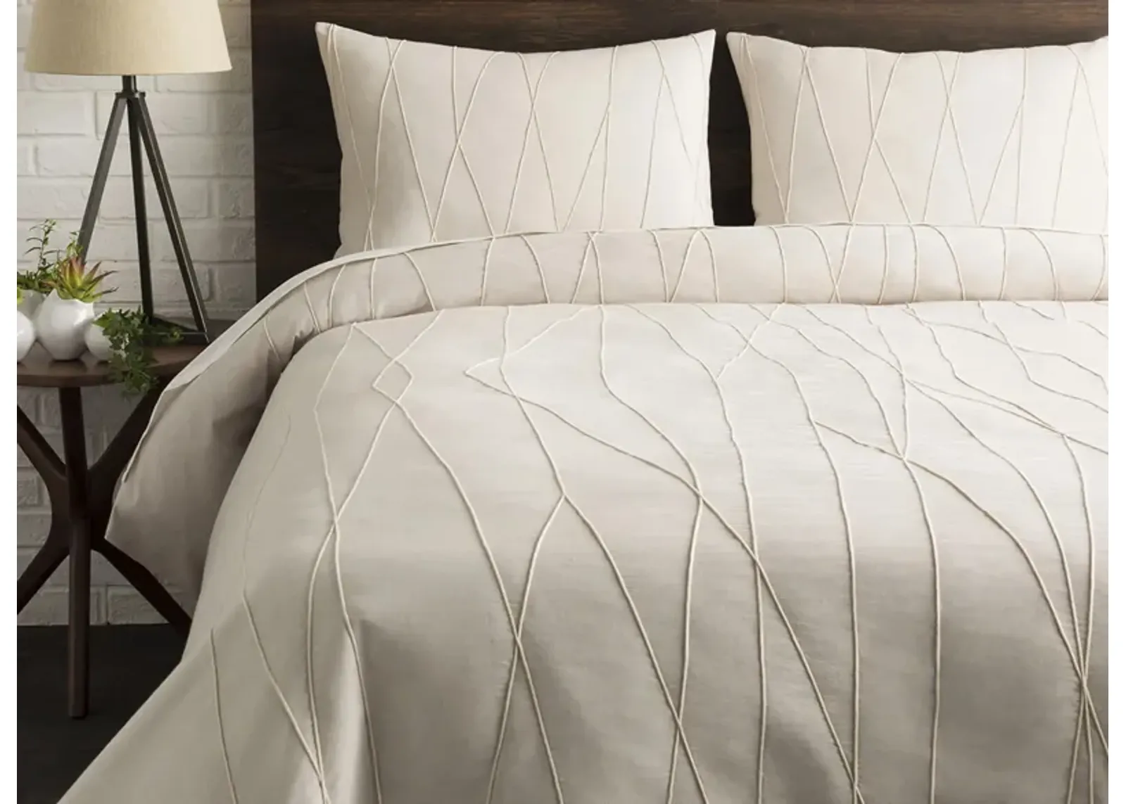 Mio Full/Queen Duvet Set in Light Gray/Cream by Surya