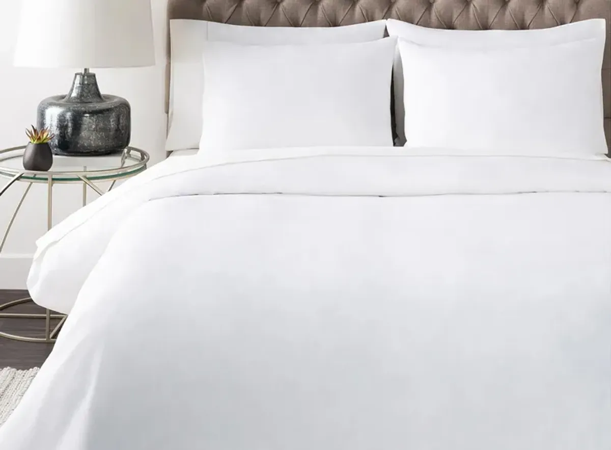 Peyton Full/Queen Duvet Set in White by Surya