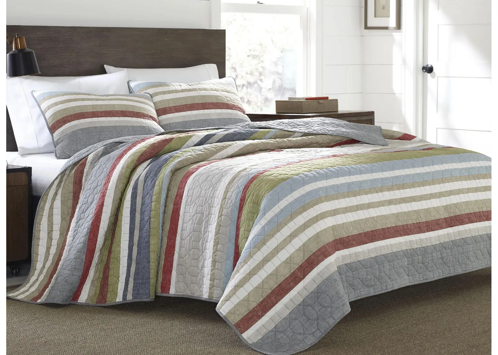 Salmon Ladder Stripe 3-pc. Quilt Set