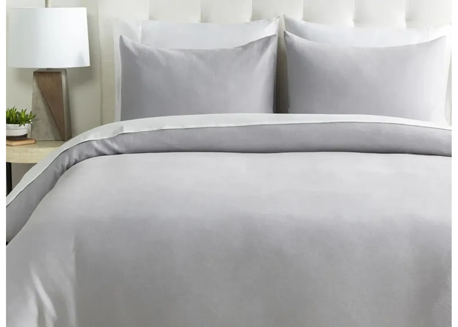 Dawson King/Cal King Duvet Set in Gray by Surya