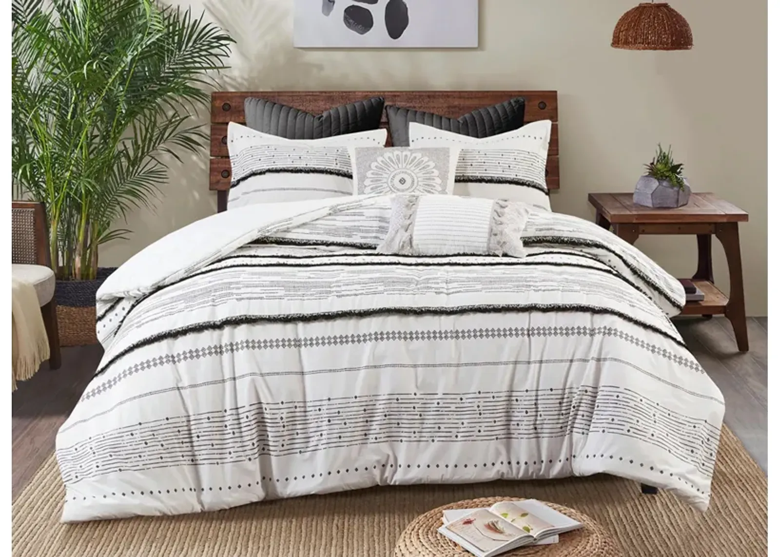 Nea 3-pc. Comforter Set in Black/White by E&E Co Ltd