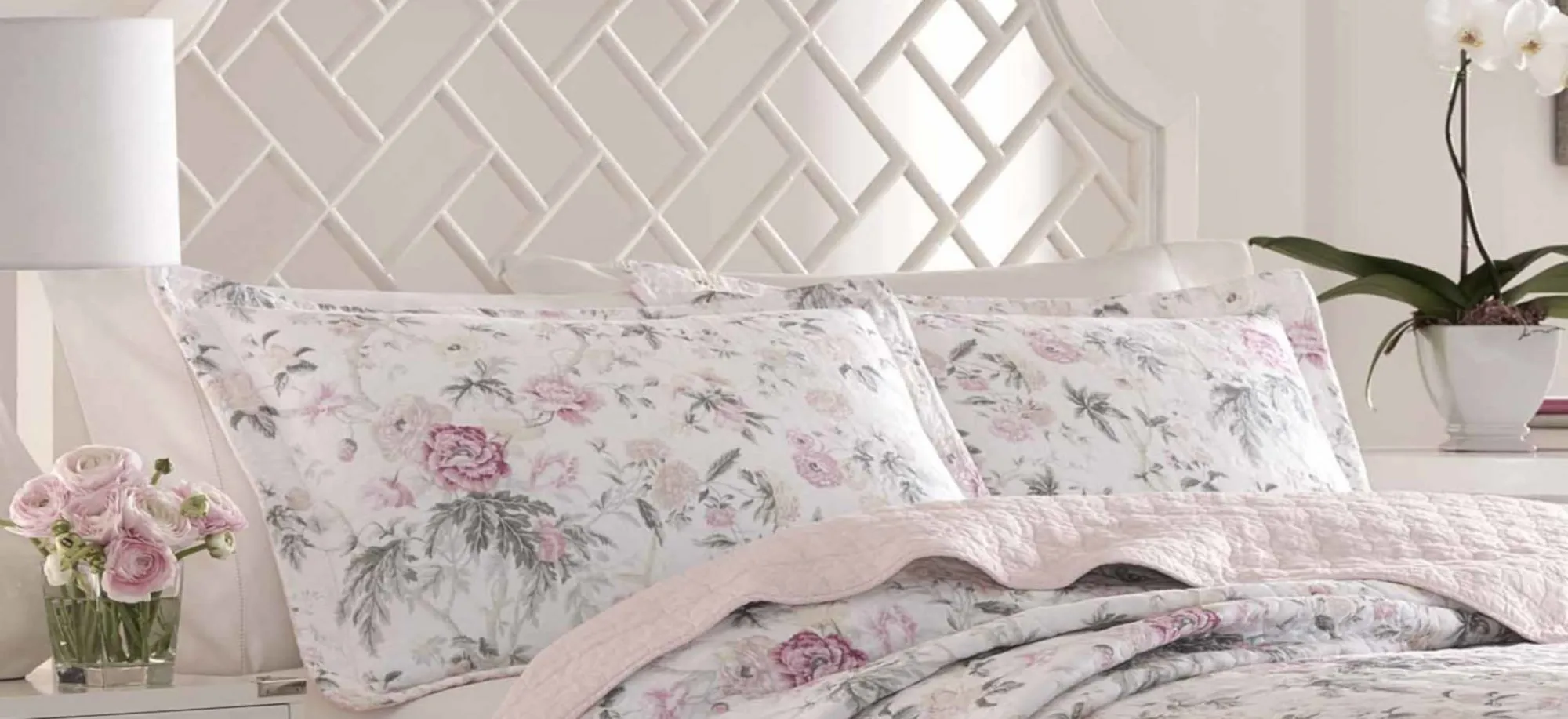 Breezy Floral-3 Piece Quilt Set in PINK/GRAY by Revman International