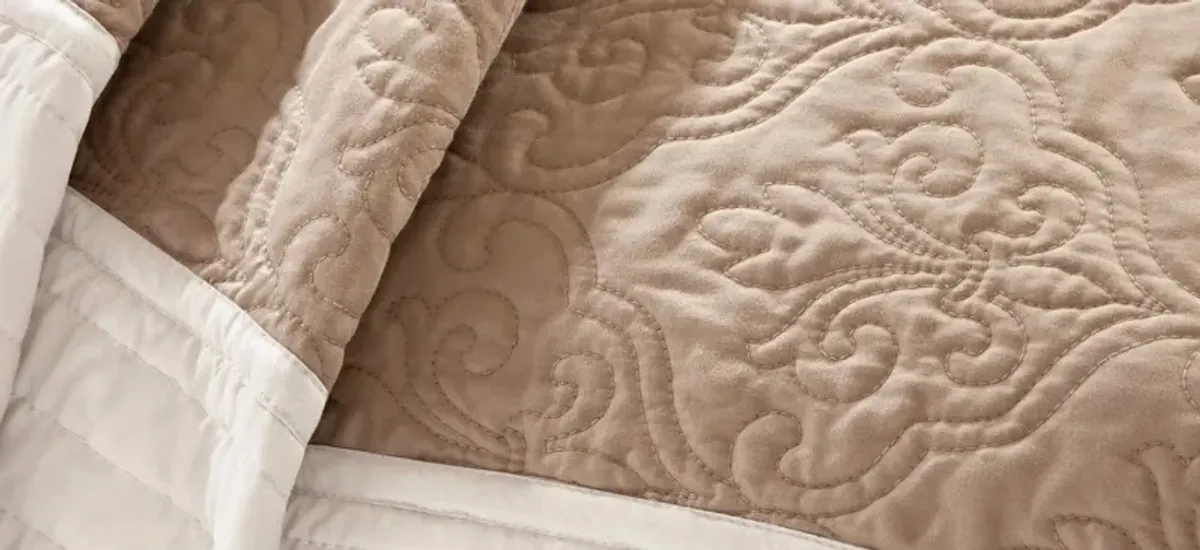 Attingham Reversible 7-pc. Coverlet Set