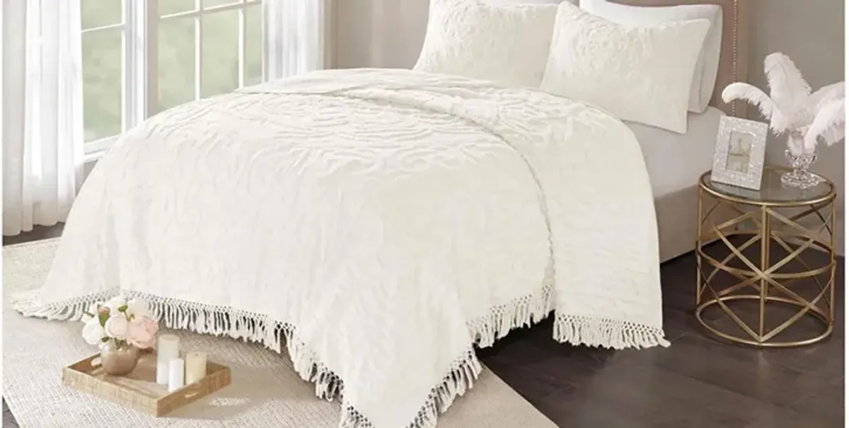 Laetitia Coverlet Set