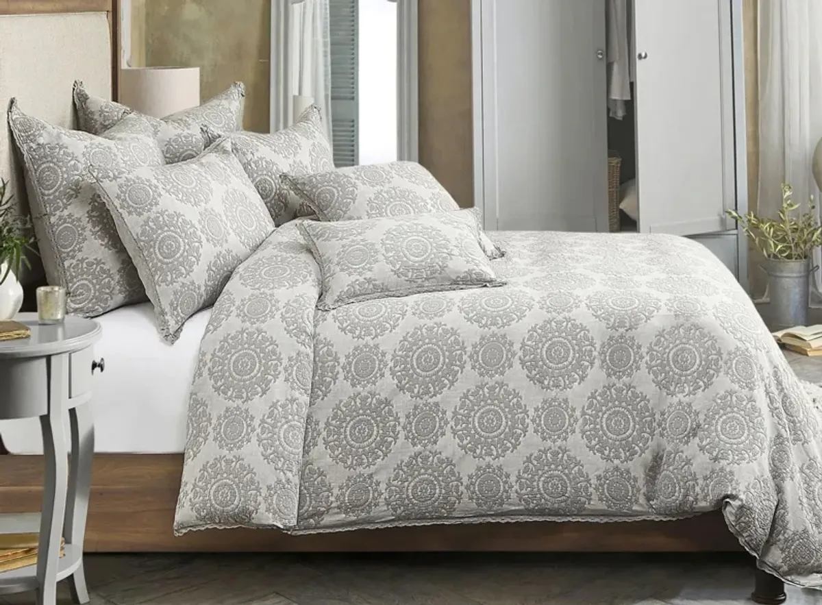 Reagan 7-pc. Duvet Set in Gray, Silver by Amini Innovation