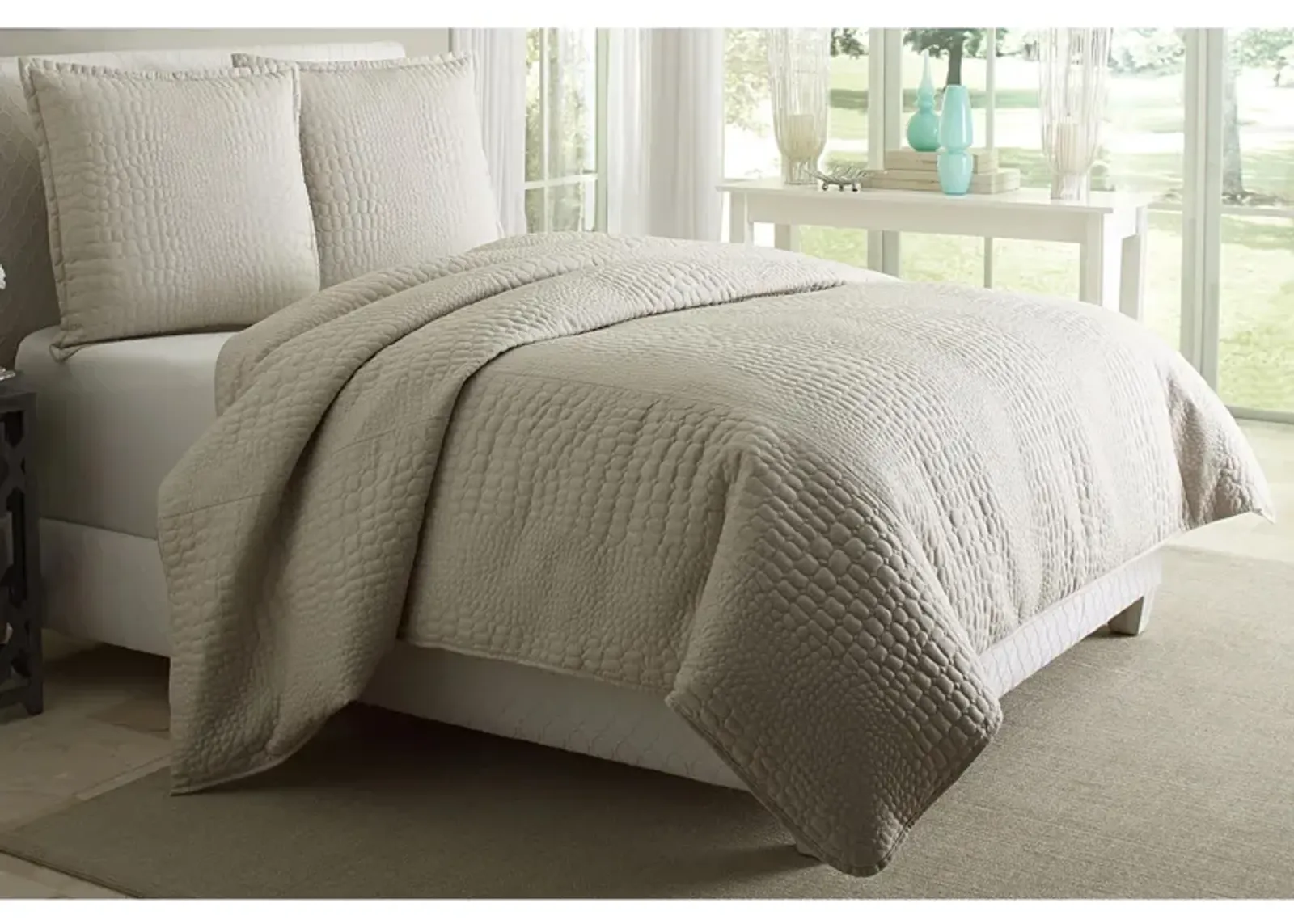 Dash 3-Piece Duvet Set in Natural by Amini Innovation