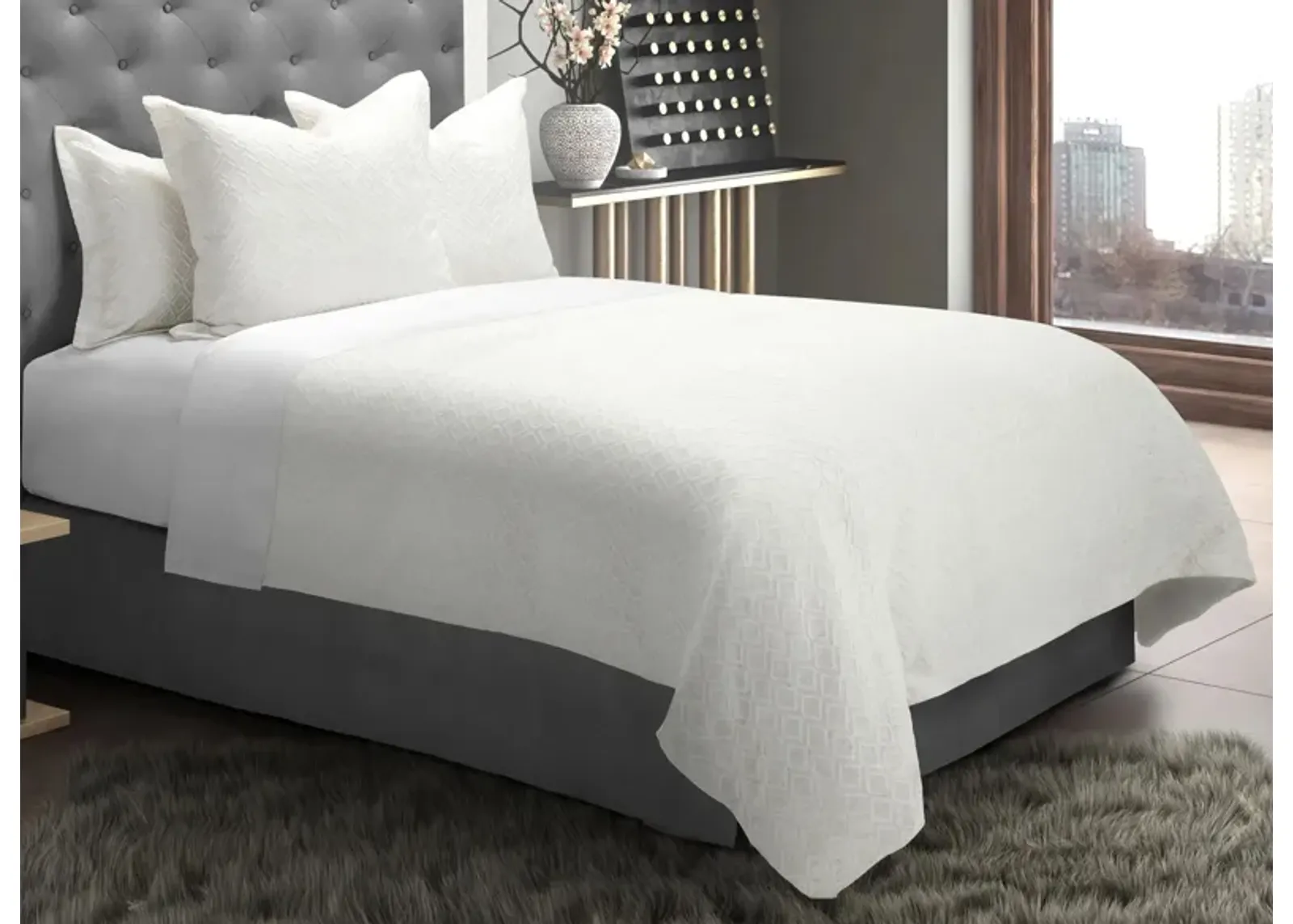 Kristel 6-pc. Duvet Set in Natural by Amini Innovation