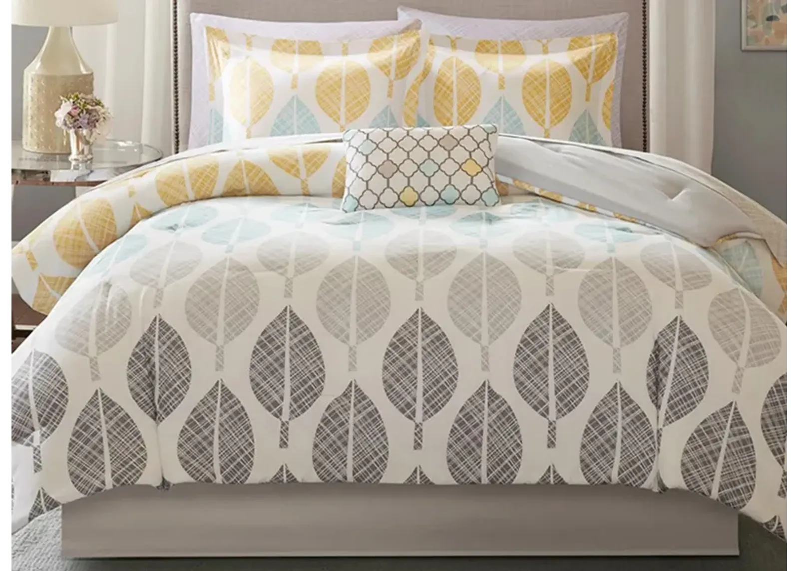 Central Park 9-pc. Comforter & Sheet Set in Yellow/Aqua by E&E Co Ltd