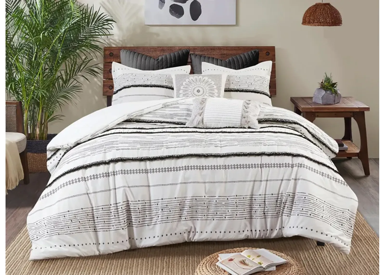 Nea 3-pc. Comforter Set in Black/White by E&E Co Ltd