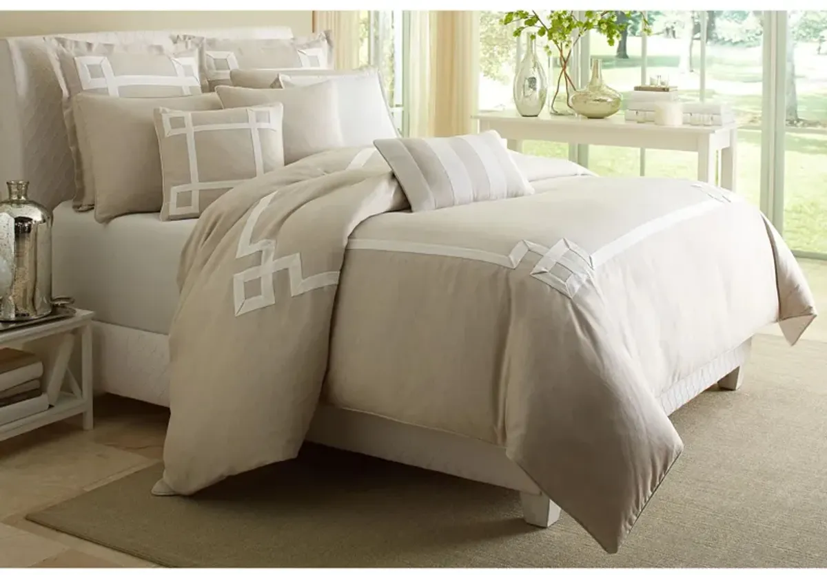 Avenue A 10-pc. Comforter Set