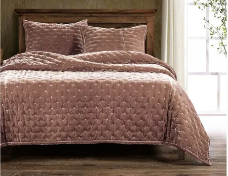 Youngmee Quilt in Dusty Rose by HiEnd Accents