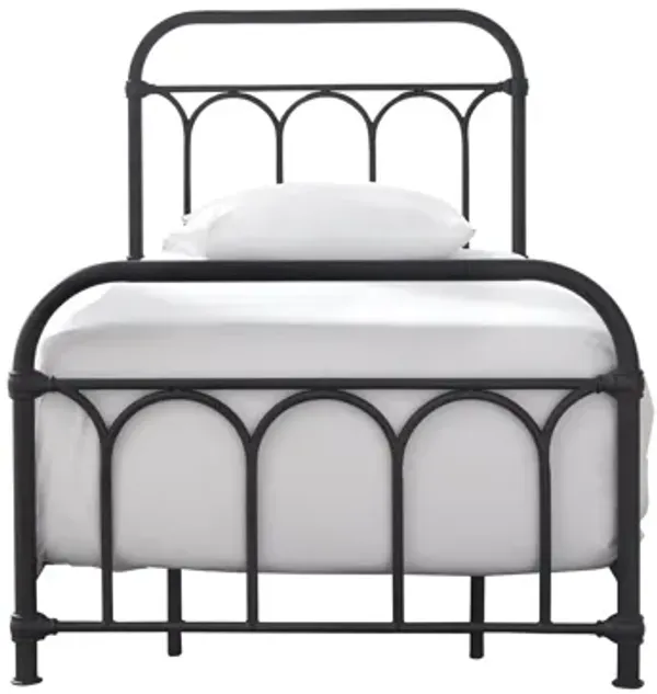 Nashburg Metal Bed