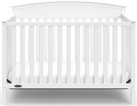Ben Convertible Crib in White by Bellanest